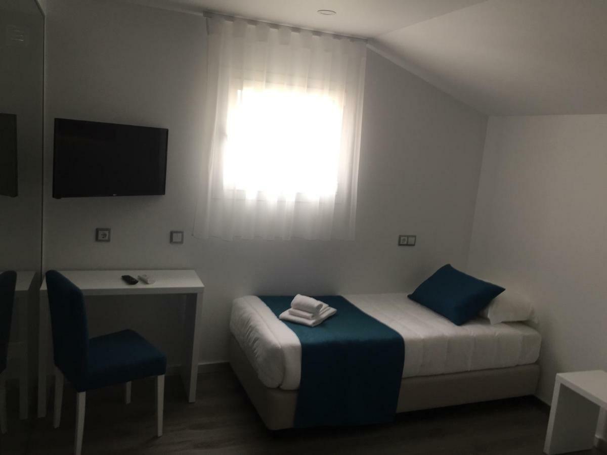 Pinoyhouse Fatima Hotel Buitenkant foto